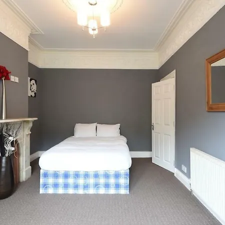 Meanwood Leeds Slp 19